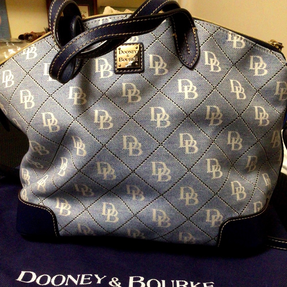Dooney & Bourke blue “Gabriella” large crossbody